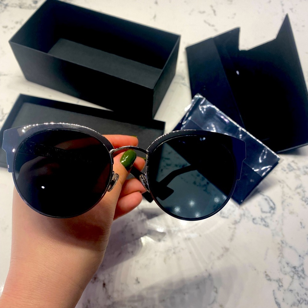 Christian Dior Diorama sunglasses black/grey
